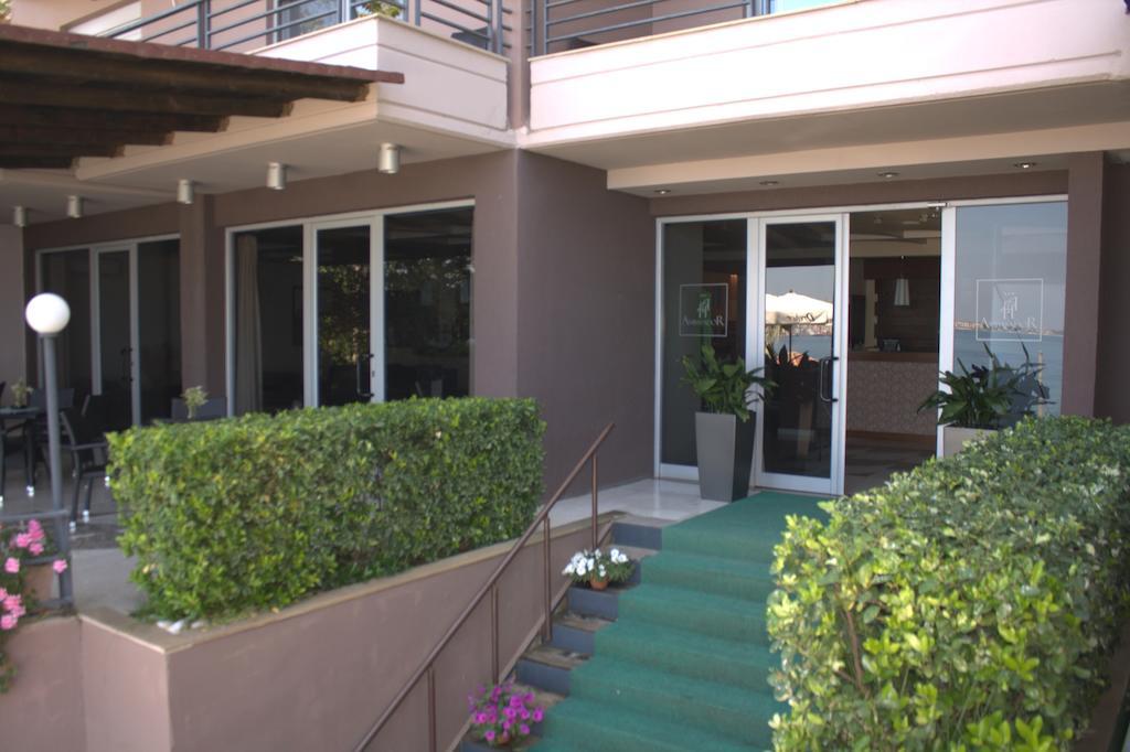 Ambasador Hotel Vlorë Exterior foto