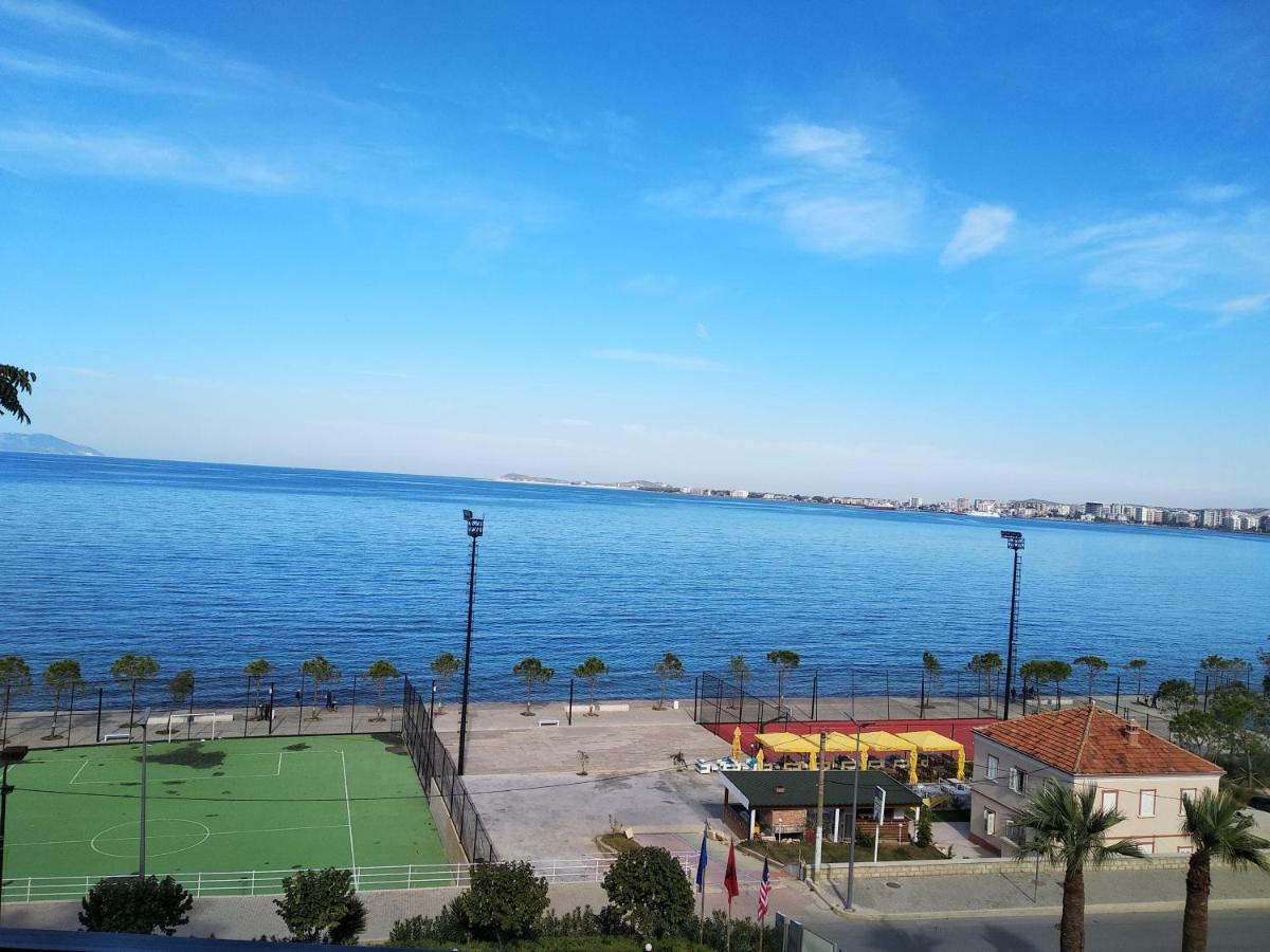 Ambasador Hotel Vlorë Exterior foto